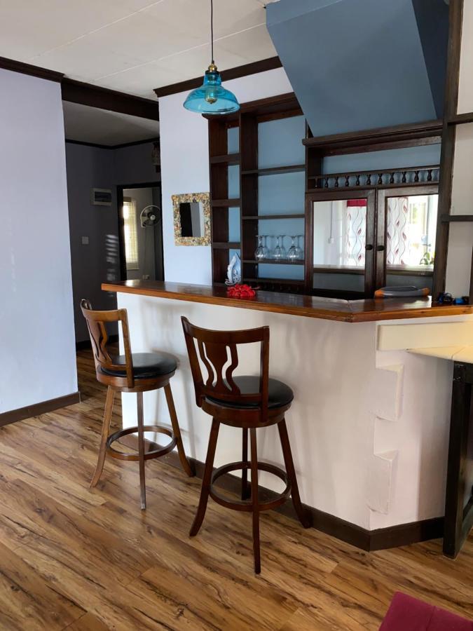 Mer Riviere Self Catering Apartment Beau Vallon  Extérieur photo