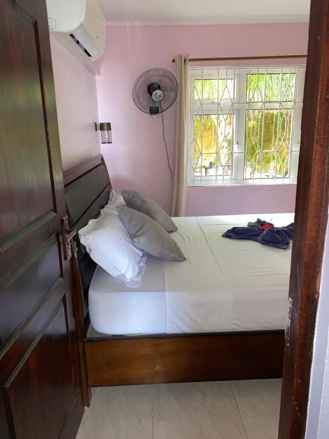 Mer Riviere Self Catering Apartment Beau Vallon  Extérieur photo