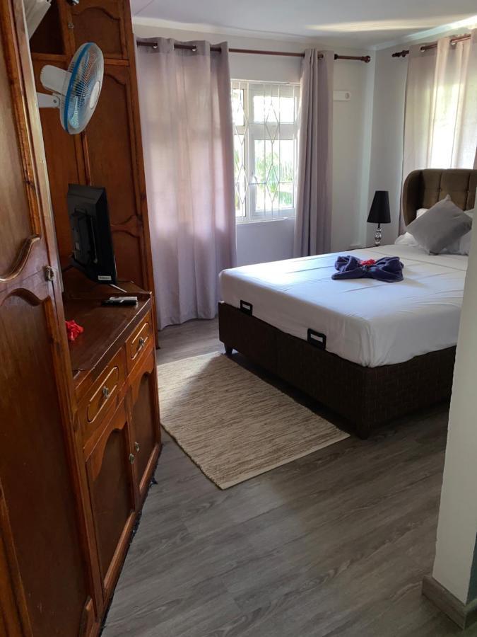 Mer Riviere Self Catering Apartment Beau Vallon  Extérieur photo